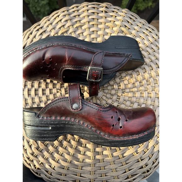 Dansko Mary Jane Mules Clogs Shoes Women's Size 38 EU 8 US Burgundy Leather - Picture 1 of 16